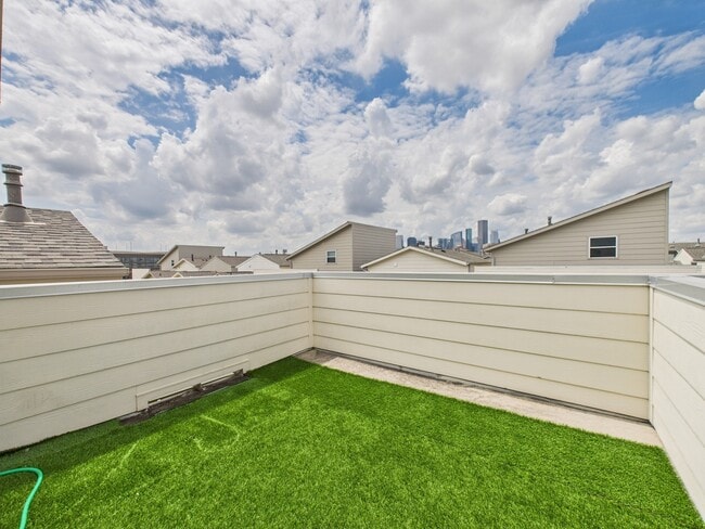 Photo - 2761 Clinton Dr