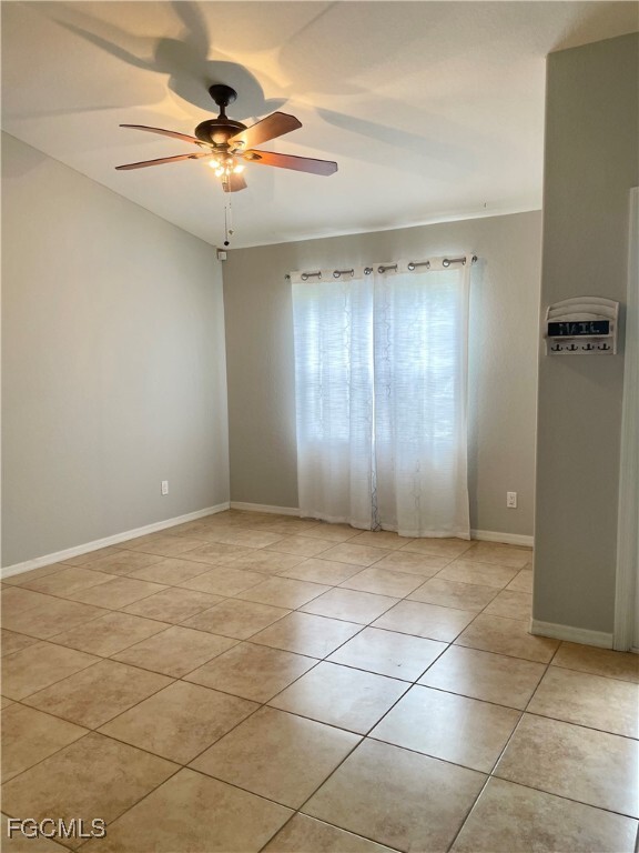 Photo - 825 Sunrise Blvd