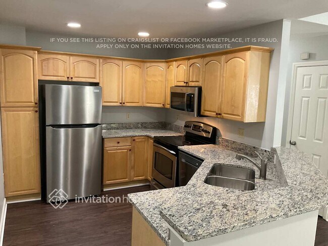 Photo - 3725 Oakwood Rd