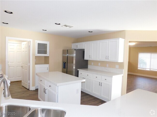 Building Photo - 10855 Carberry Hill St Rental
