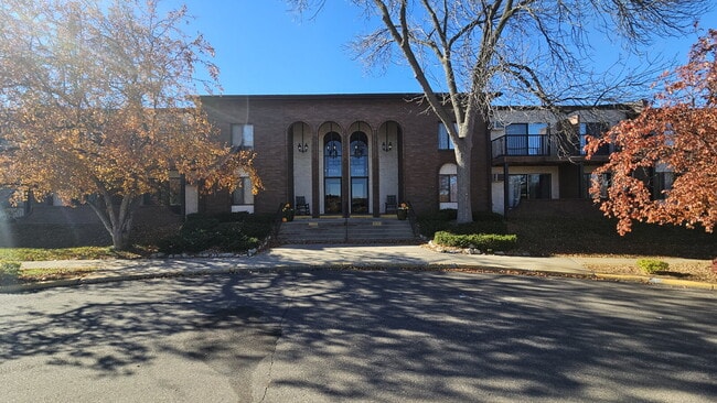 Photo - "Chic Urban Living: Cozy 1-Bedroom Condo in Prime Minneapolis Location!" Unit 101