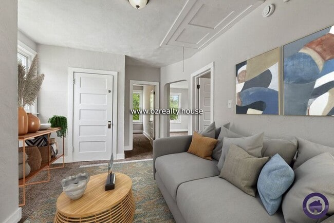 Photo - 1310 Almon Ave