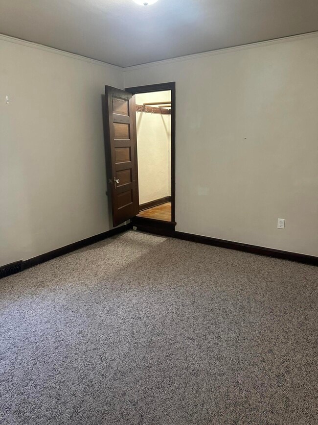 Photo - 1914 Garfield Ave