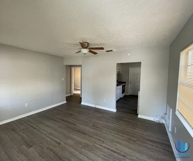 Photo - 2 Bed 1 Bath Home for rent in Tampa *Available Now*
