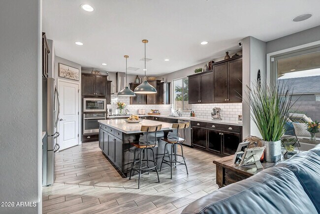 Photo - 517 E Balao Dr