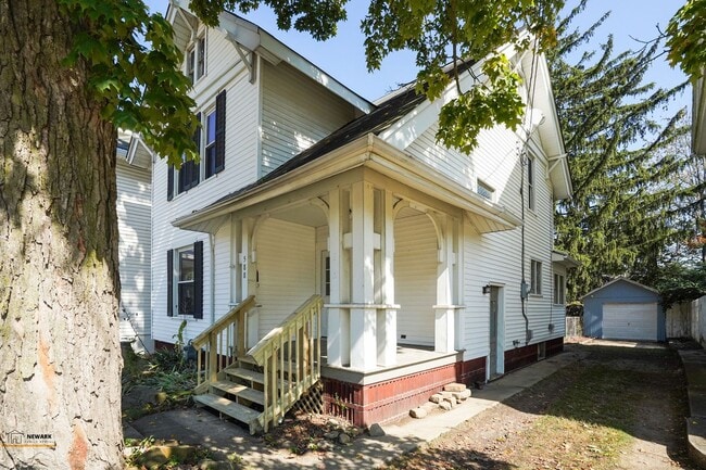 Photo - Spacious 3 Bed, 2 Bath in Newark - Move-In Ready