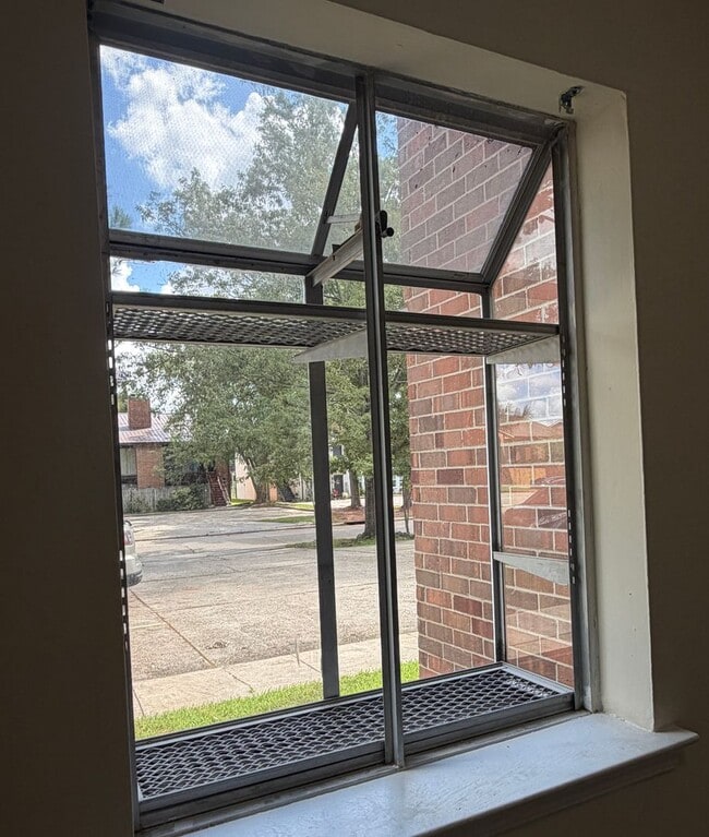 Photo - 7724 Bles Ave Unidad Apt. C