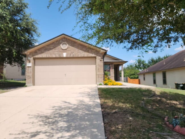 Building Photo - "Charming 3-Bedroom Oasis with 2 Full Baths – Your Perfect Retreat in Schertz!"