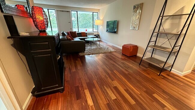 Photo - 4501 Arlington Blvd Unit 329