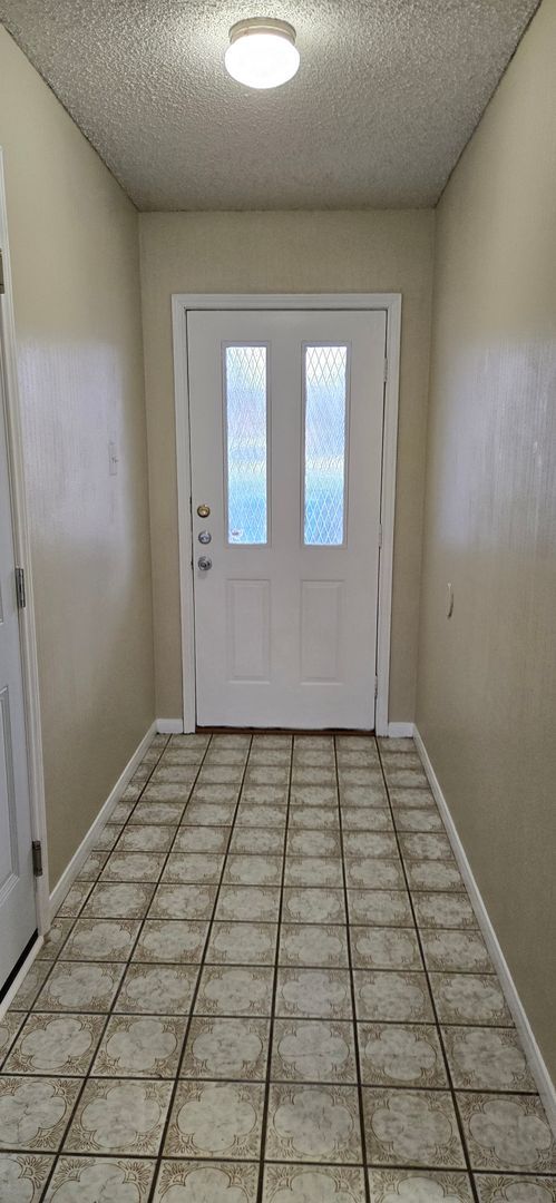 Photo - 1612 Fox Trail