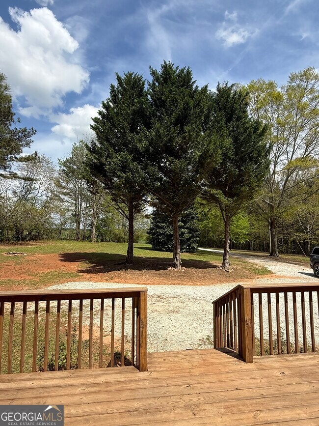 Photo - 1160 Happy Hollow Rd