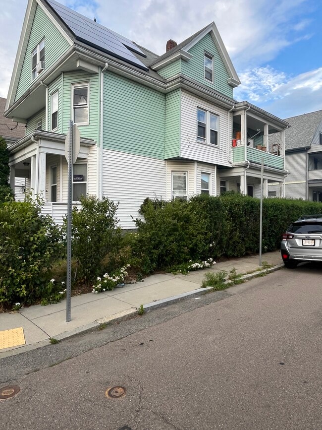 Photo - 71 Litchfield St Apartments Unit #2