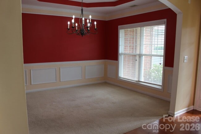 Photo - 2007 Potomac Rd