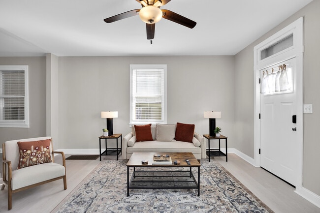 Photo - 2602 Riverside Dr