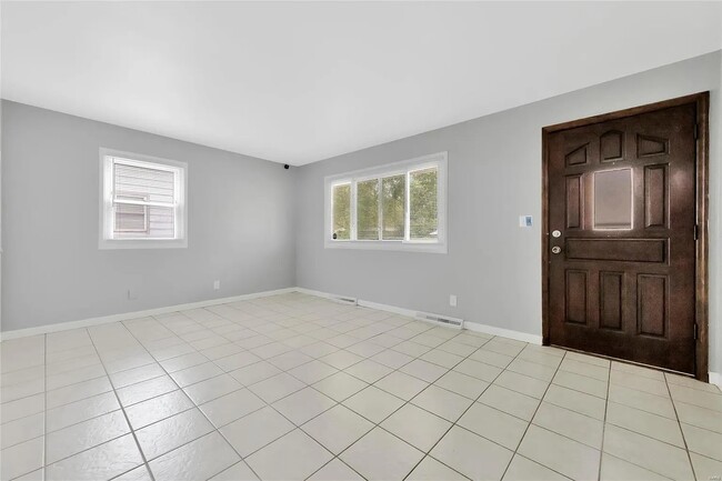 Photo - 11836 Criterion Ave