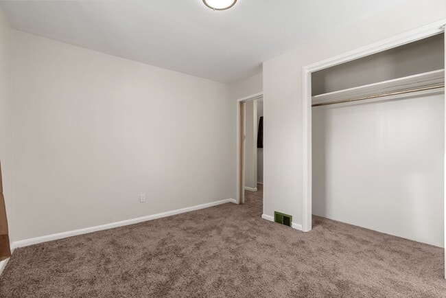 Photo - Stunning 3 bedroom home in McKees Rocks available now!