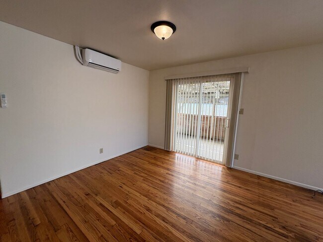 Photo - 3 Bed 1 Bath