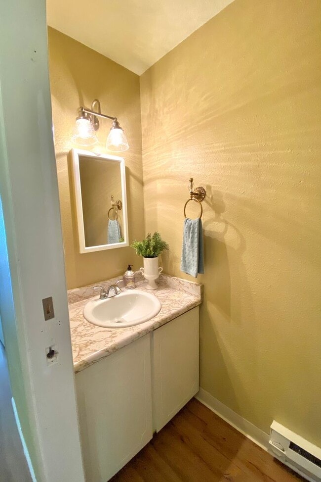 Photo - 2 Bedroom 1 1/2 Bath Townhome