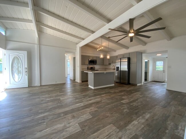 Photo - T1217ach Unit MAIN HOUSE