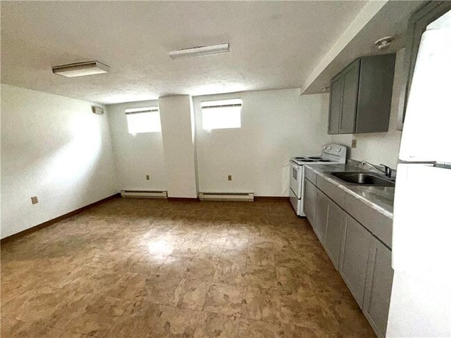 Photo - 802 12th St