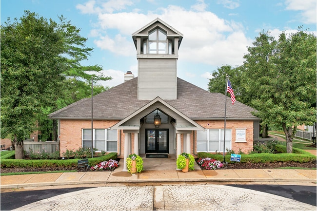 Welcome to Cove West Apartment Homes!