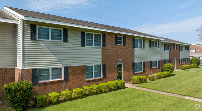 Building Photo - Cardinal Village Apartments