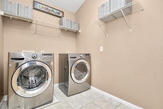 Photo - 1215 Lavender Shade Ct