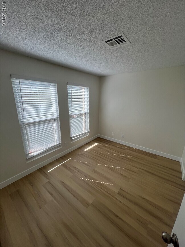 Photo - 3939 S Torrey Pines Dr