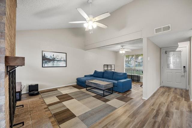 Photo - 1818 Highbrook Ct
