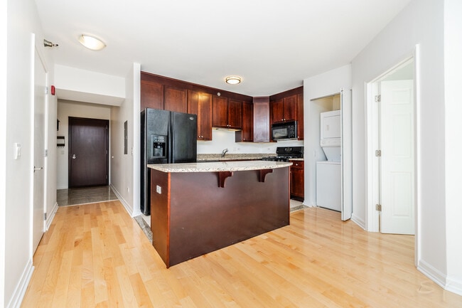 Photo - 33 W Ontario St Unit 15C