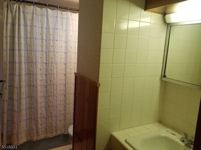 Photo - 37 Fair Hill Rd