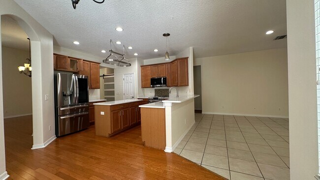 Photo - 1653 Cherry Ridge Dr