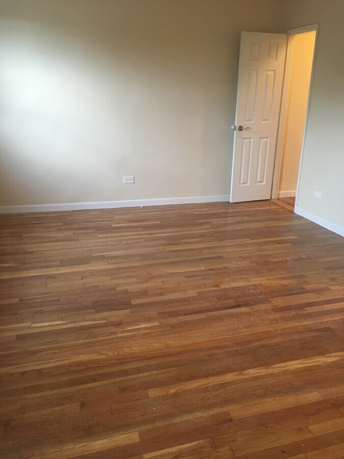 Photo - 5342 80th St