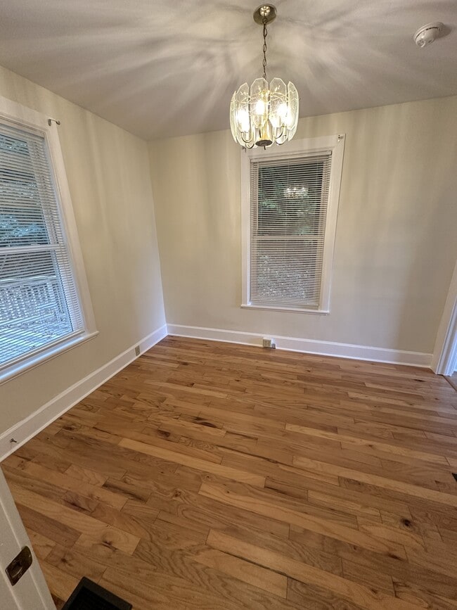 Photo - 605 E Shore Dr
