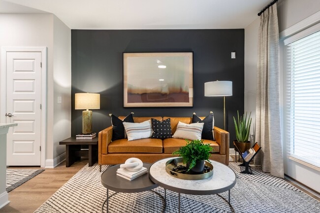 Photo - Hawthorne Northwest