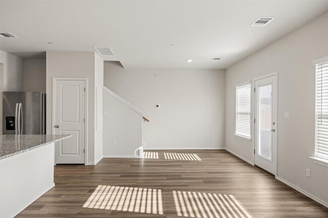 Photo - 12811 Village Spun Plz