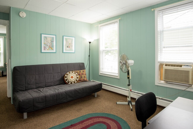 Photo - 42 Everett St Unit 2