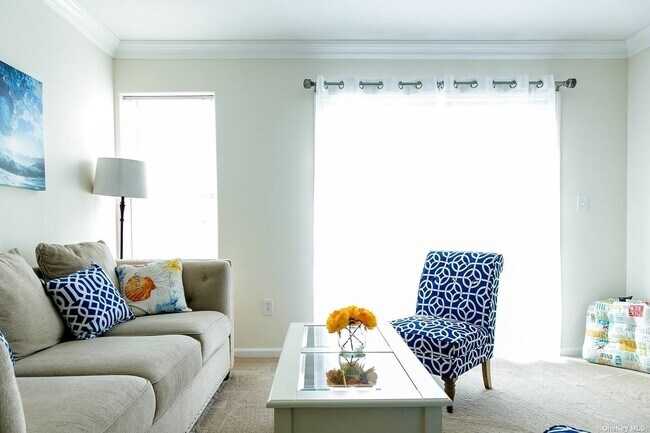 Photo - 6508 Ocean Ave N