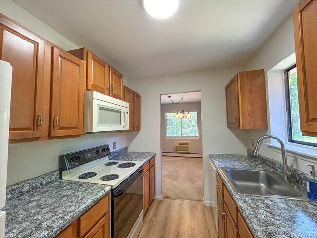 Photo - 5 Loudon Dr Unit 9
