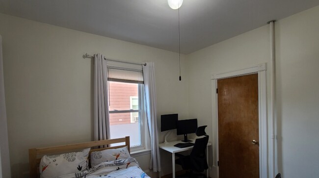 Photo - 49 Temple St Unit 1