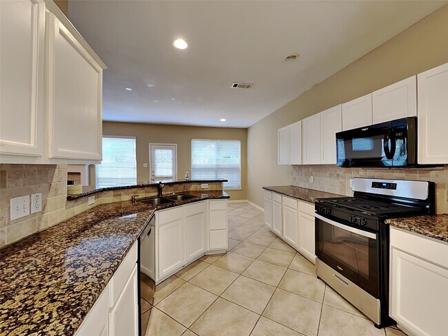 Photo - 2306 Hollyfield Ln