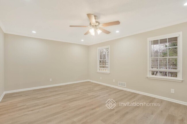 Photo - 902 Laurel Ct