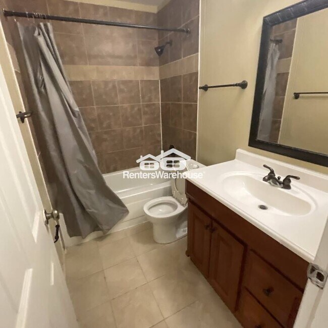 Photo - 1470 Pine Row Ct