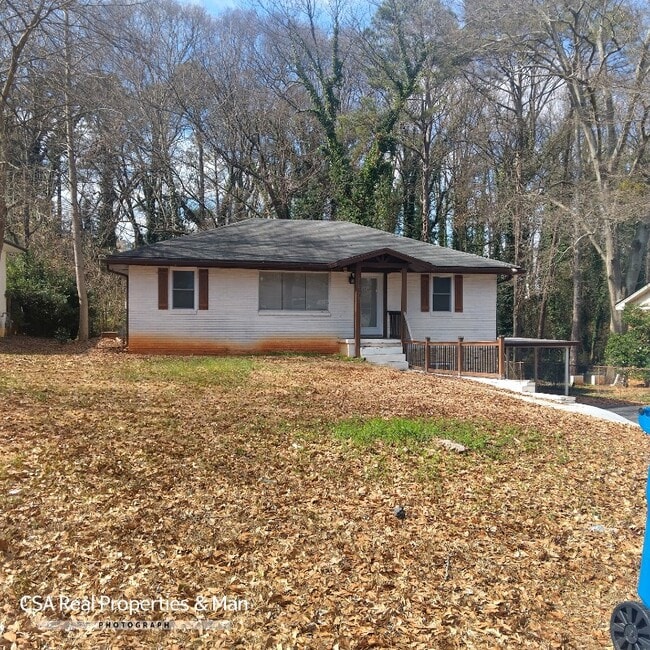 Photo - 1373 Benteen Way SE