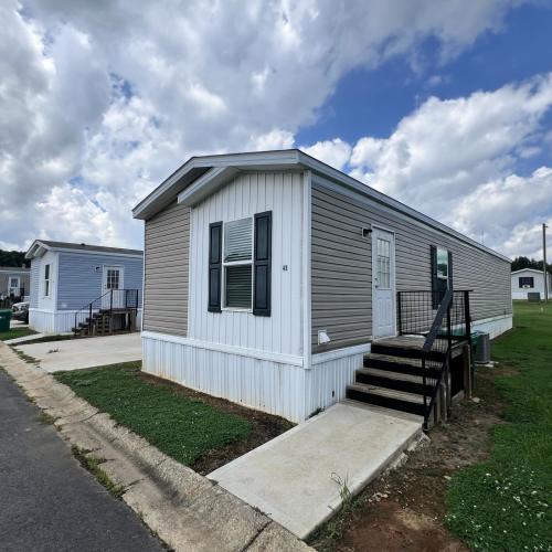43 Beaver Dam Cir