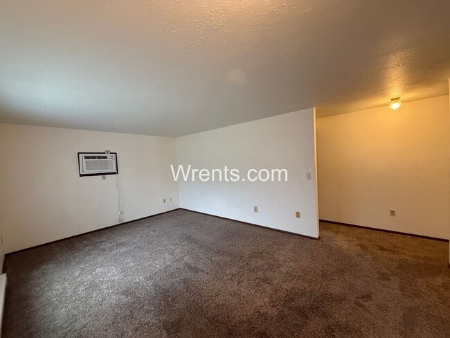 Photo - 28-30 E. Courtland Unit 28