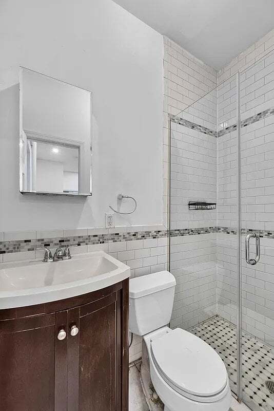 Photo - 250 Broome St Unit 1