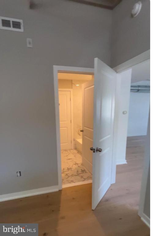 Building Photo - 36 N Narberth Ave Unit 104 Rental