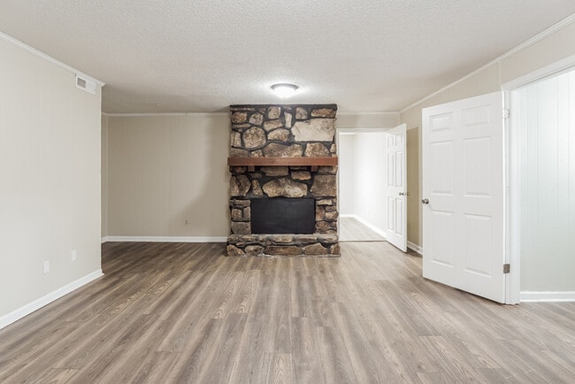 Photo - 104 White Cap Cir