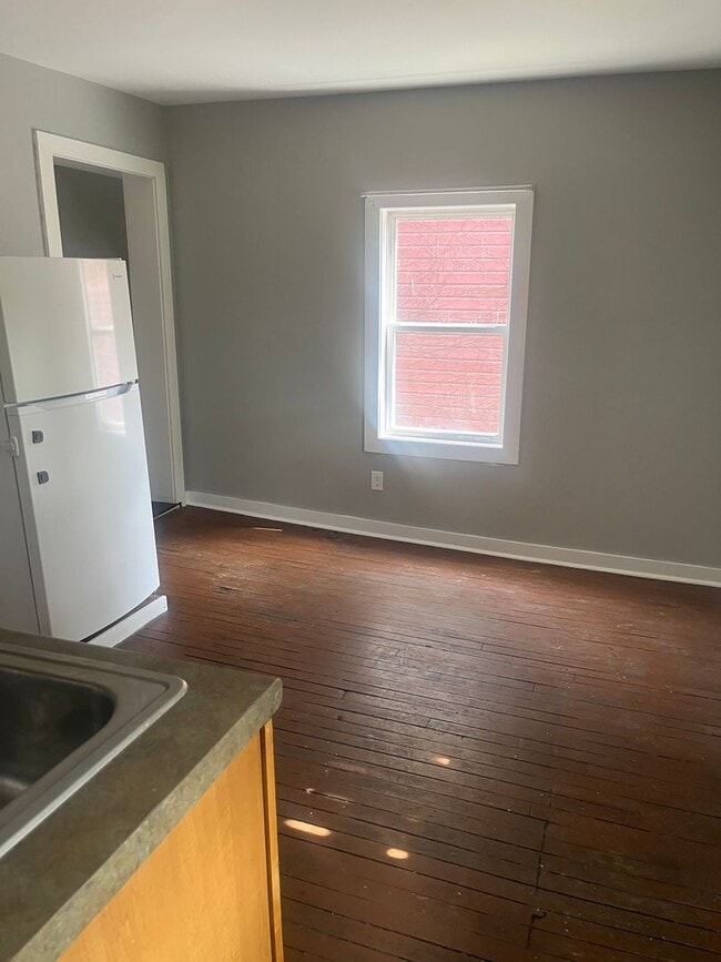 Photo - 137 N Winooski Ave Unit 137 North Winooski Ave. #1